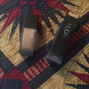 Huda Beauty faux filter foundation